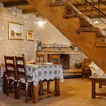 Rustic Janko With Pool In Sveti Lovrec Villa Vošteni