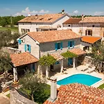 Rustic Janko With Pool In Sveti Lovrec Vošteni