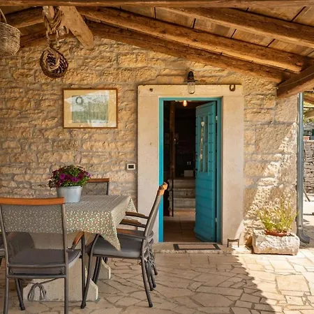 Rustic Janko With Pool In Sveti Lovrec * Vosteni