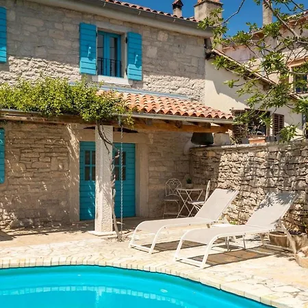 Villa Rustic Janko With Pool In Sveti Lovrec Vosteni