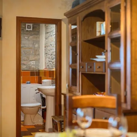 Rustic Janko With Pool In Sveti Lovrec *